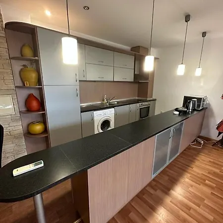 Central, 3 Bedroom At Golden Complex * サニービーチ