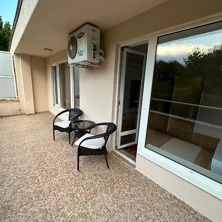 Daire Central, 3 Bedroom At Golden Complex