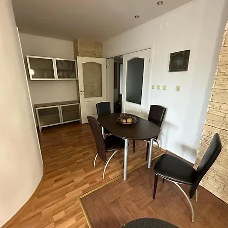 Central, 3 Bedroom At Golden Complex * Napospart